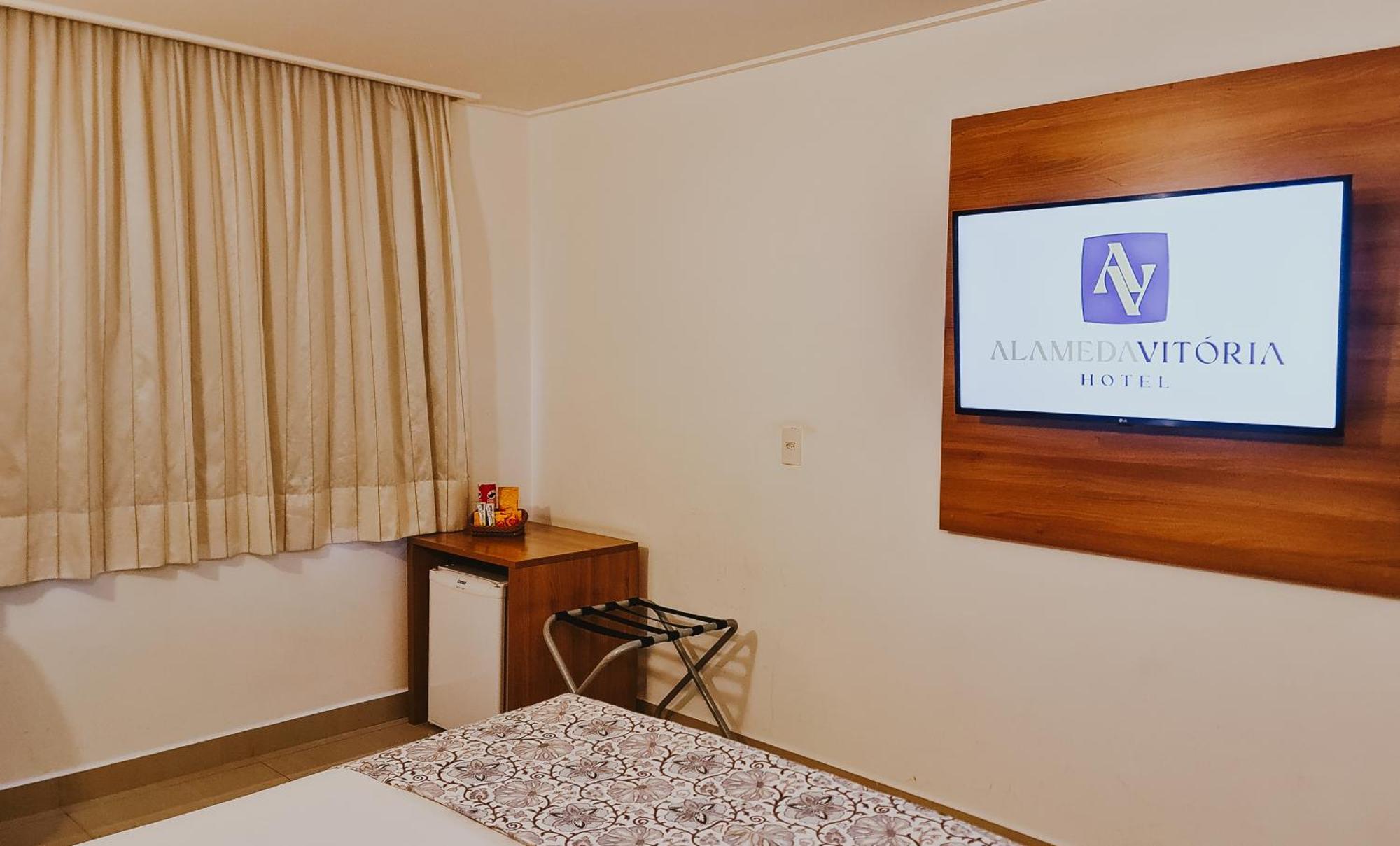 Alameda Hotel 3*